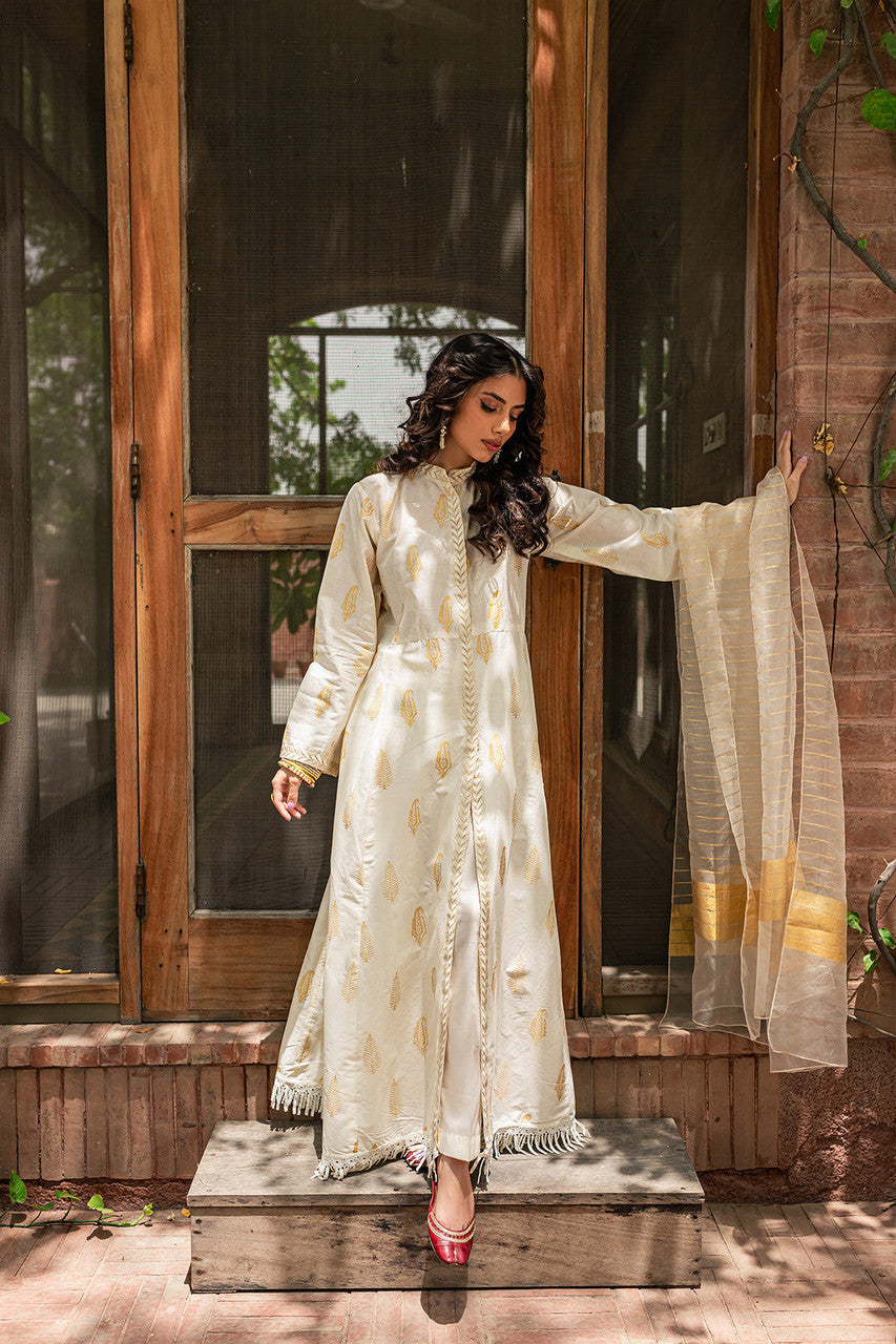 Beautiful Long Frock 3 Pcs by Mannat